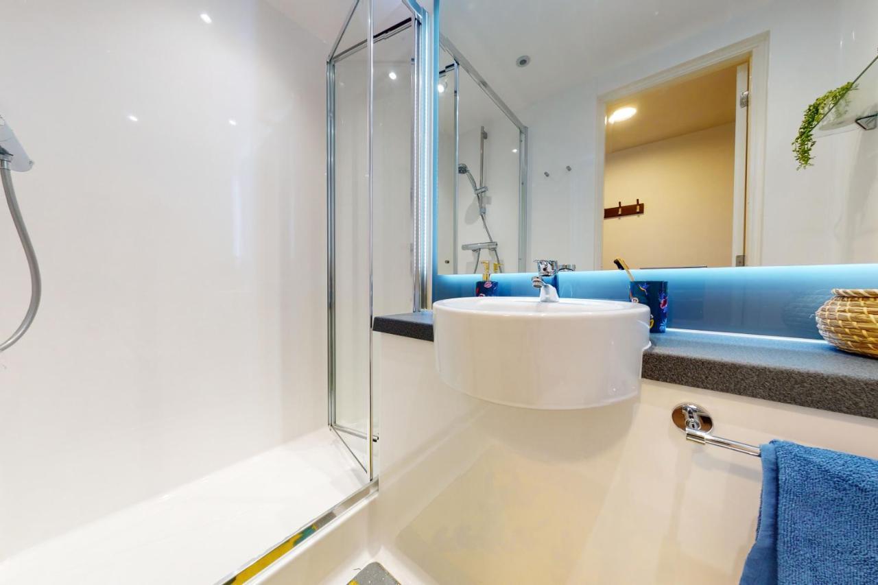 Canvas Glasgow: Private Rooms and Studios with Shared Kitchen Near City Centre Exterior photo