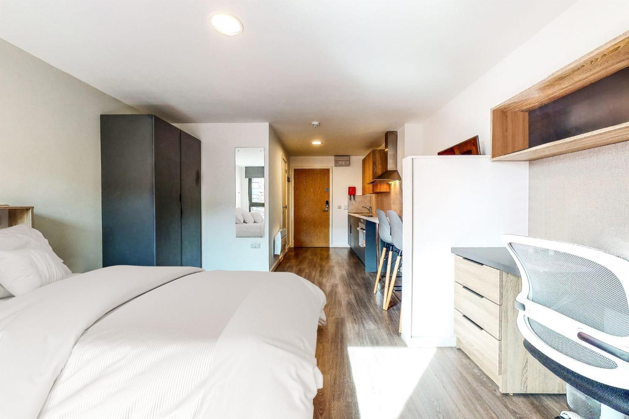 Canvas Glasgow: Private Rooms and Studios with Shared Kitchen Near City Centre Exterior photo
