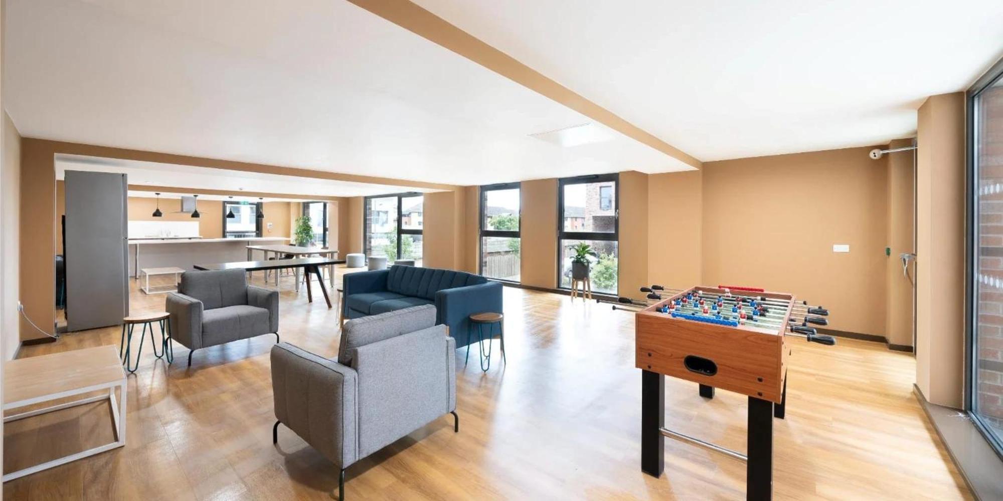 Canvas Glasgow: Private Rooms and Studios with Shared Kitchen Near City Centre Exterior photo